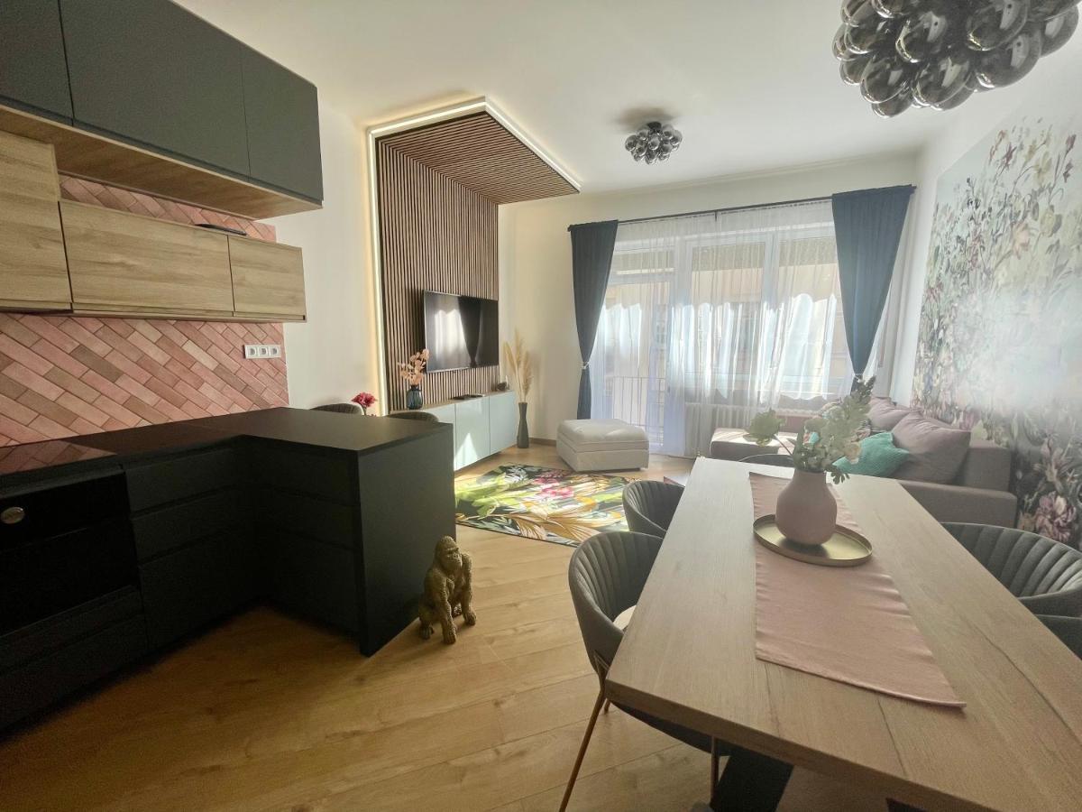 Brand New Apartment #Hollan#3Bedr#2Bathr#Freeparking Budapest Exterior photo
